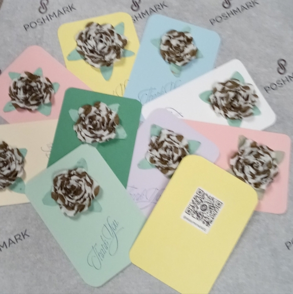 Handcrafted 3D Rose Thank You Cards with QR Closet Sticker - Picture 4 of 6